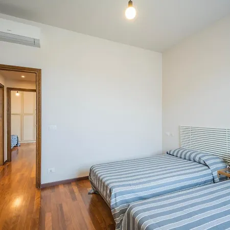 Girolamo8 Apartment Parma