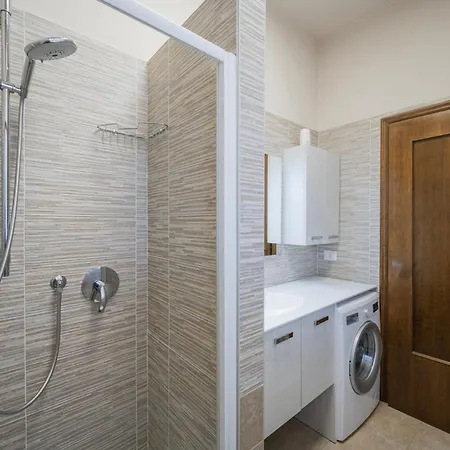 Apartment Girolamo8 Parma